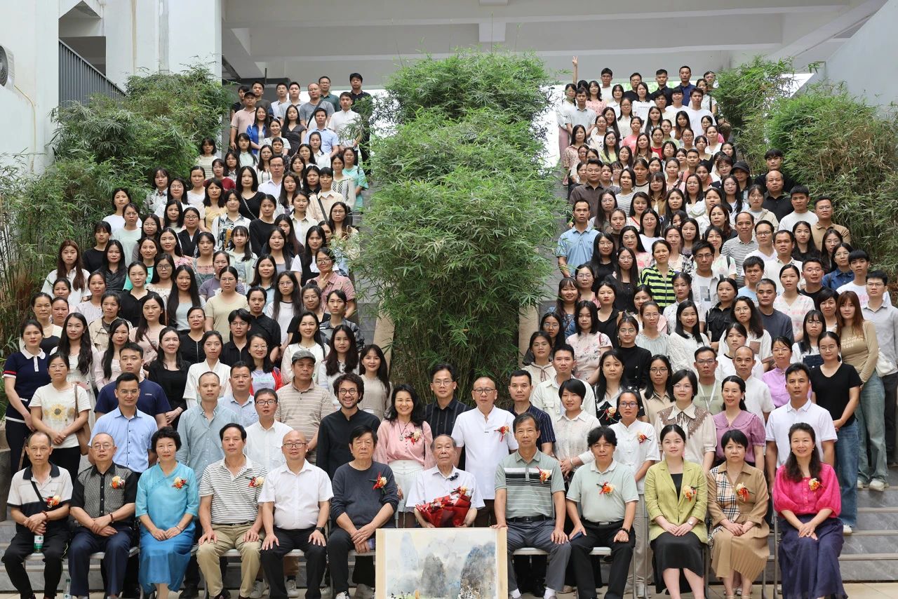 桂平市中小学美术教师水彩画专题培训活动暨大藤峡水彩画社成立仪式在我校顺利举行 丨 乐动注册（中国）科技公司